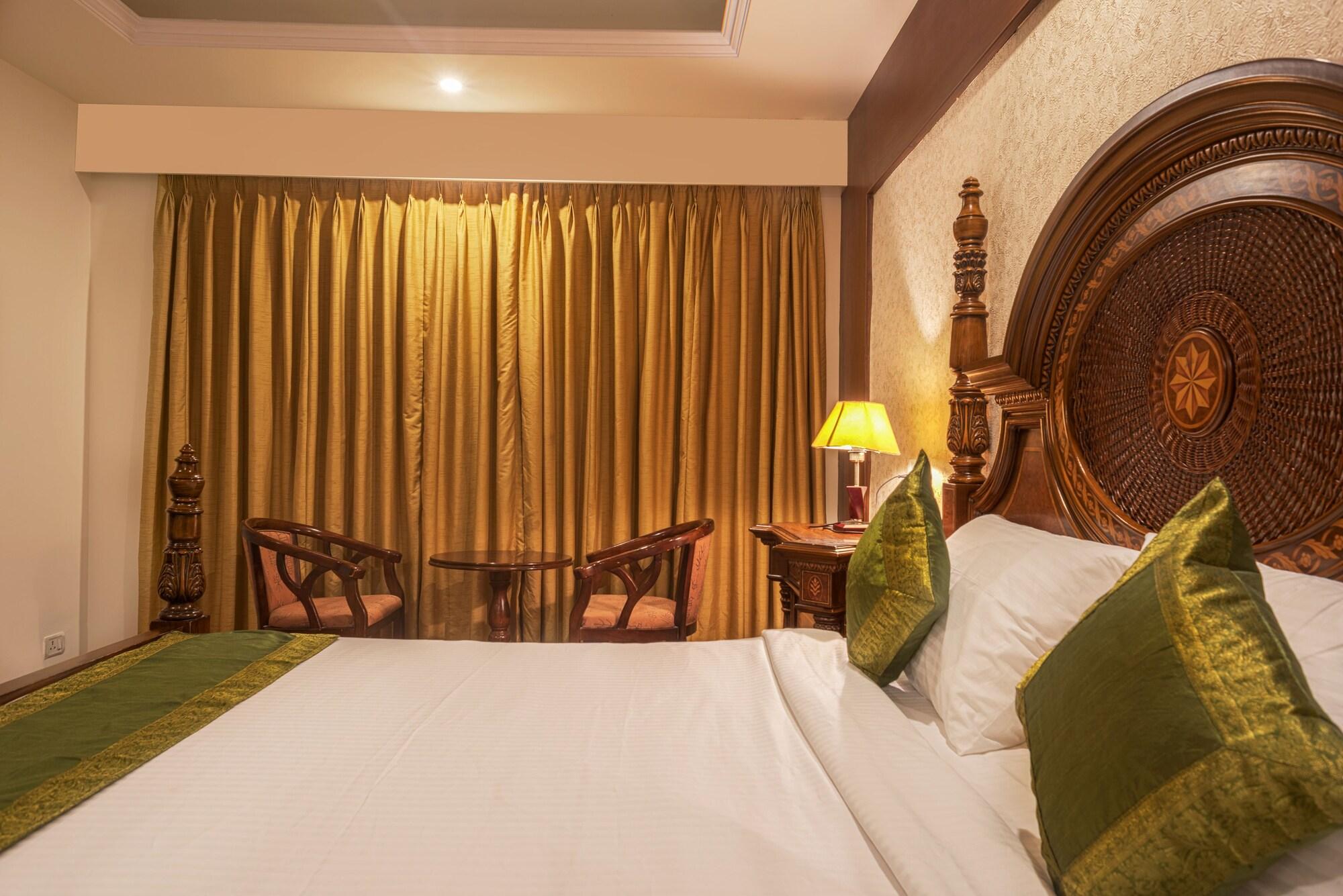 Treebo Trend Grand Plaza Nampally Hyderabad Luaran gambar