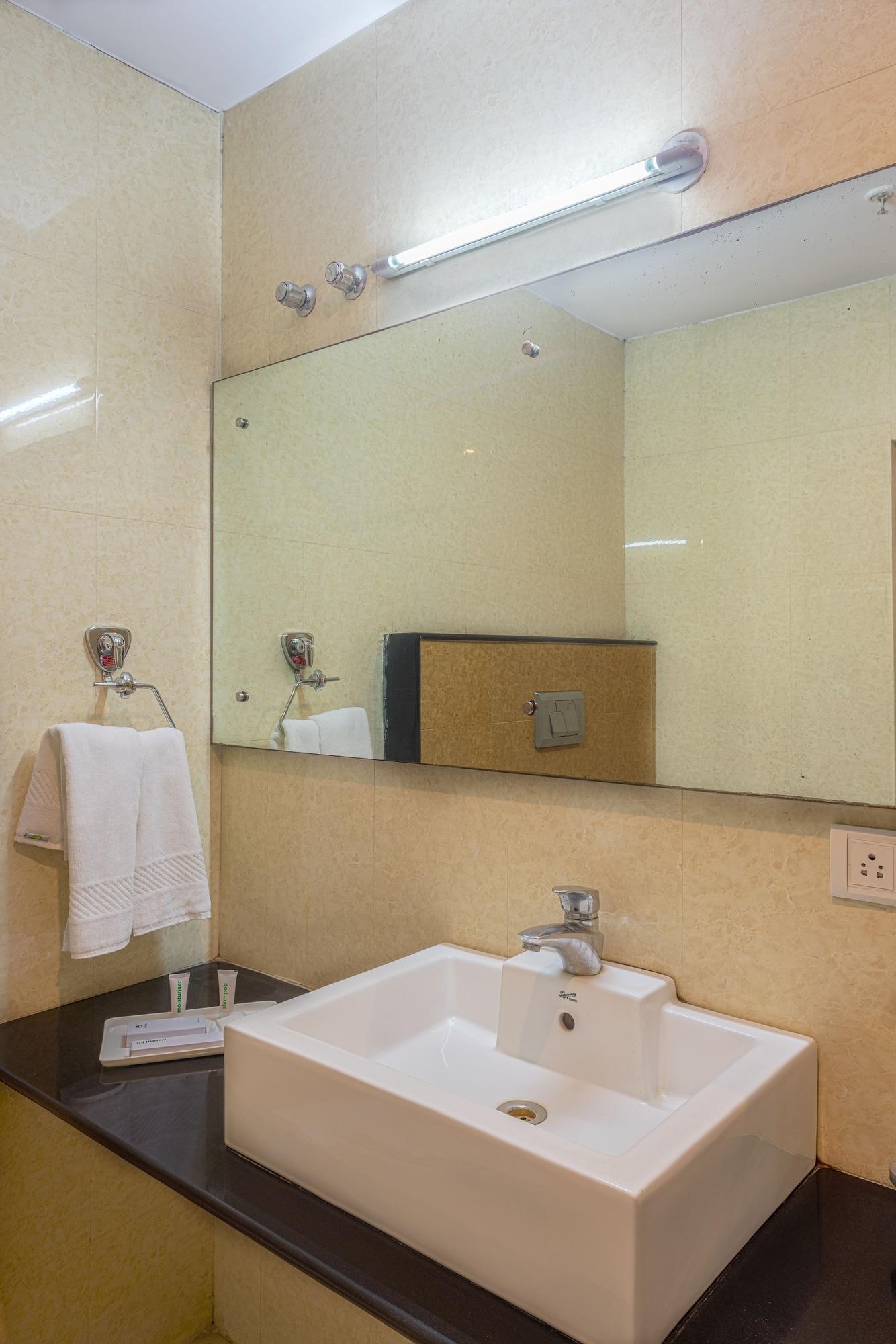 Treebo Trend Grand Plaza Nampally Hyderabad Luaran gambar