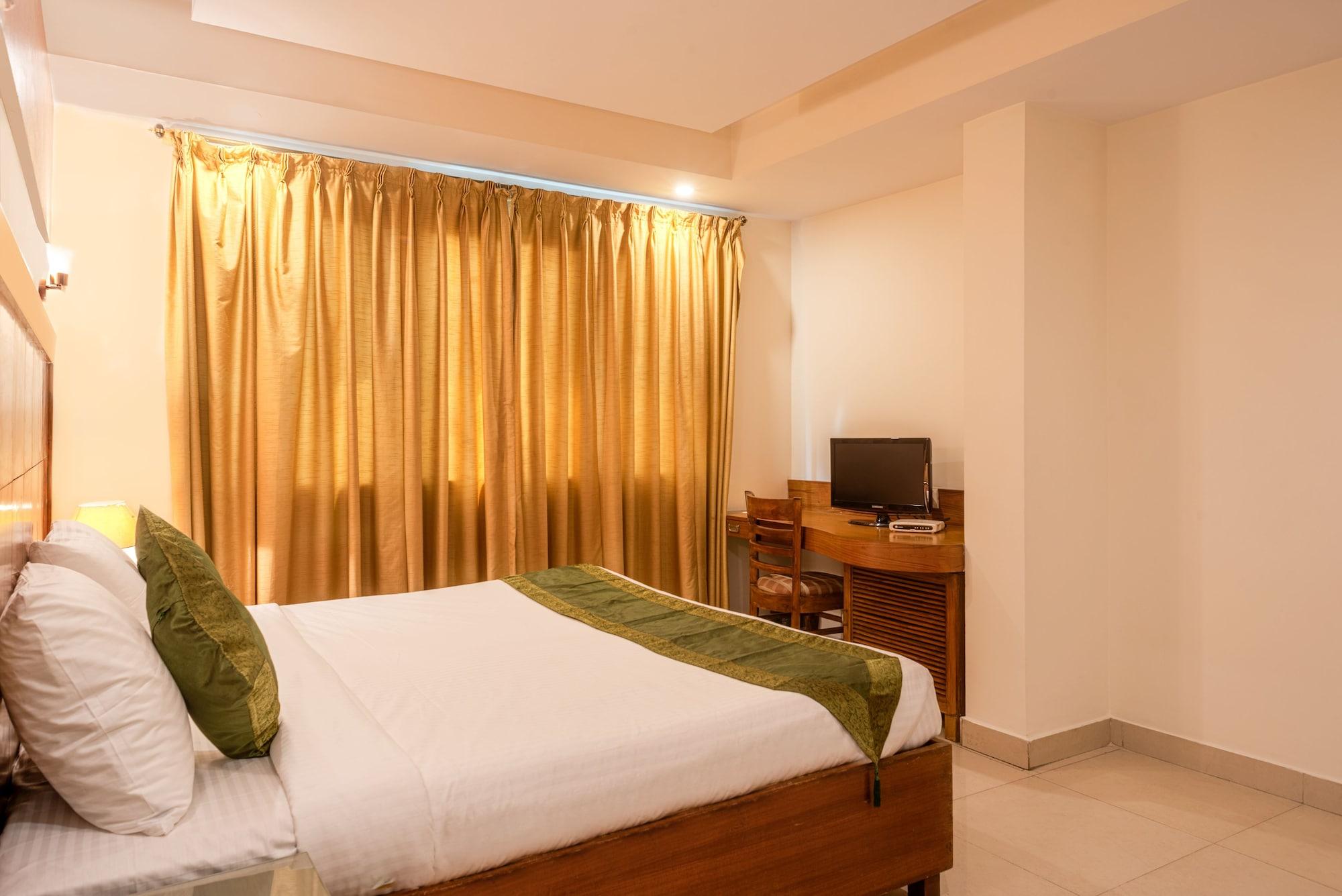 Treebo Trend Grand Plaza Nampally Hyderabad Luaran gambar